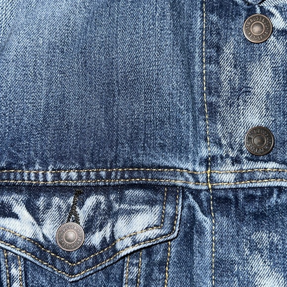 Levi’s Jean/Denim Jacket - Picture 4 of 4